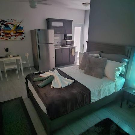 Urban Lodgings One @ Roosevelt 457 San Juan Exterior foto